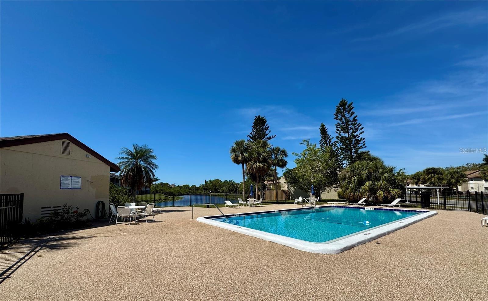 2632 HIDDEN LAKE DR N #E, SARASOTA, FL — photo 22