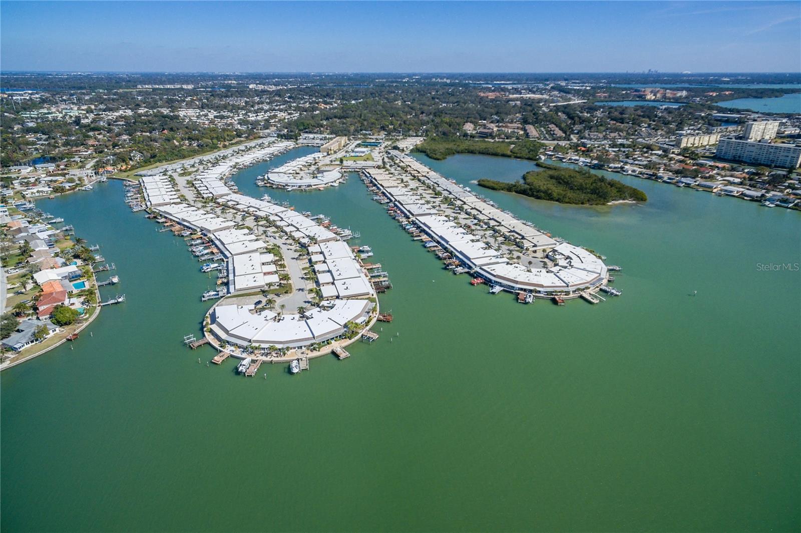 1 S BOCA CIEGA POINT BLVD #204, ST PETERSBURG, FL — photo 30