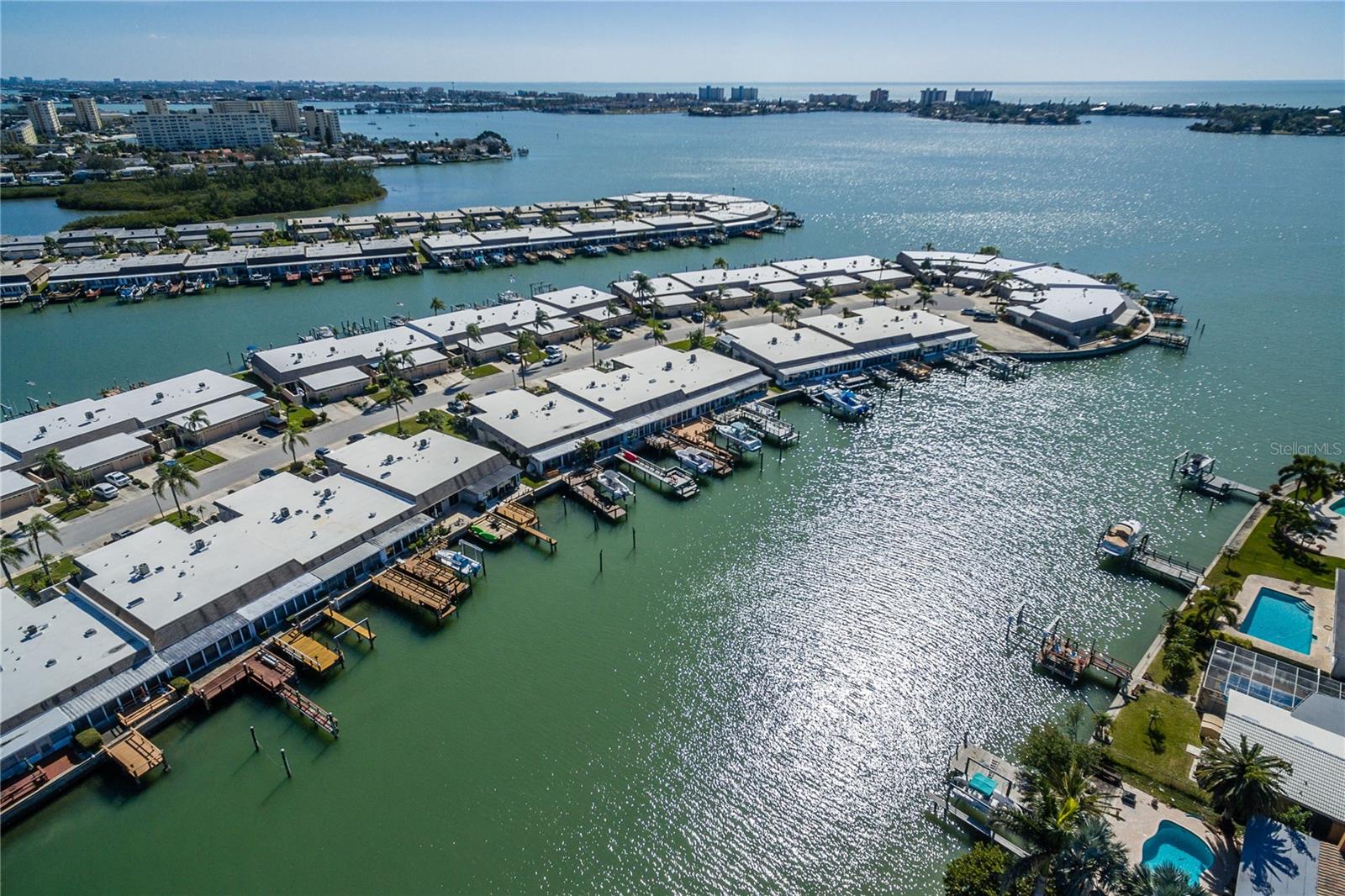 1 S BOCA CIEGA POINT BLVD #204, ST PETERSBURG, FL — photo 33