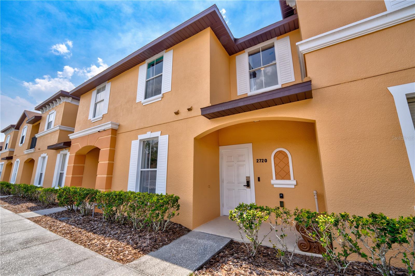 2720 ROADSTER, KISSIMMEE, FL — photo 2