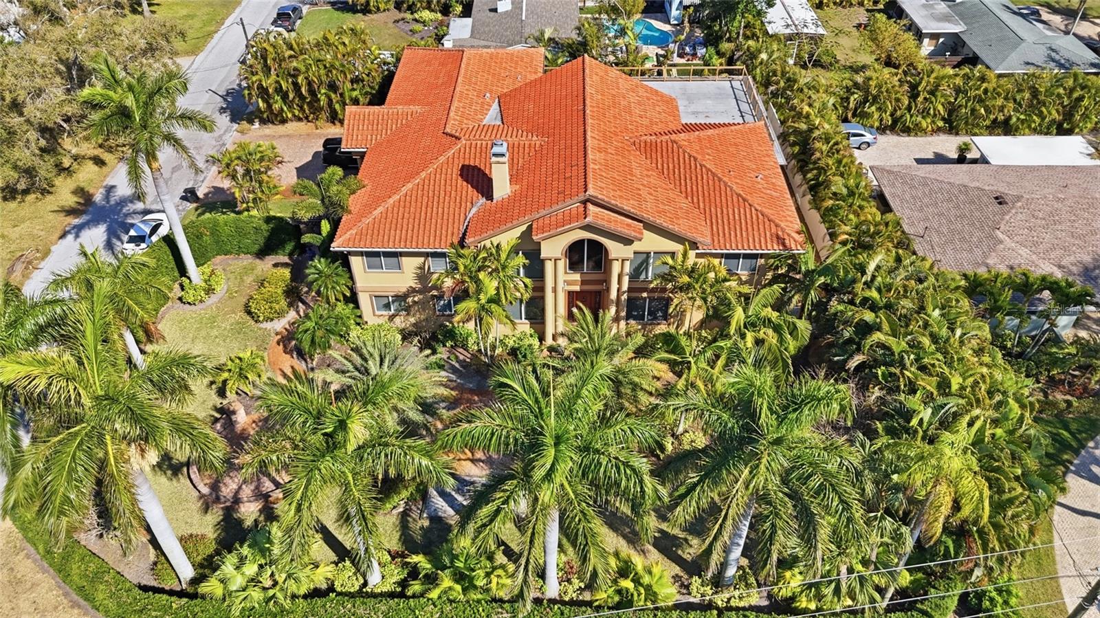 303 SUNNY LN, BELLEAIR, FL — photo 12