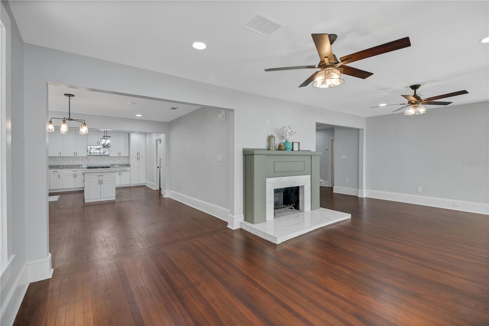 30437 ORANGE DR, LEESBURG, FL — photo 40
