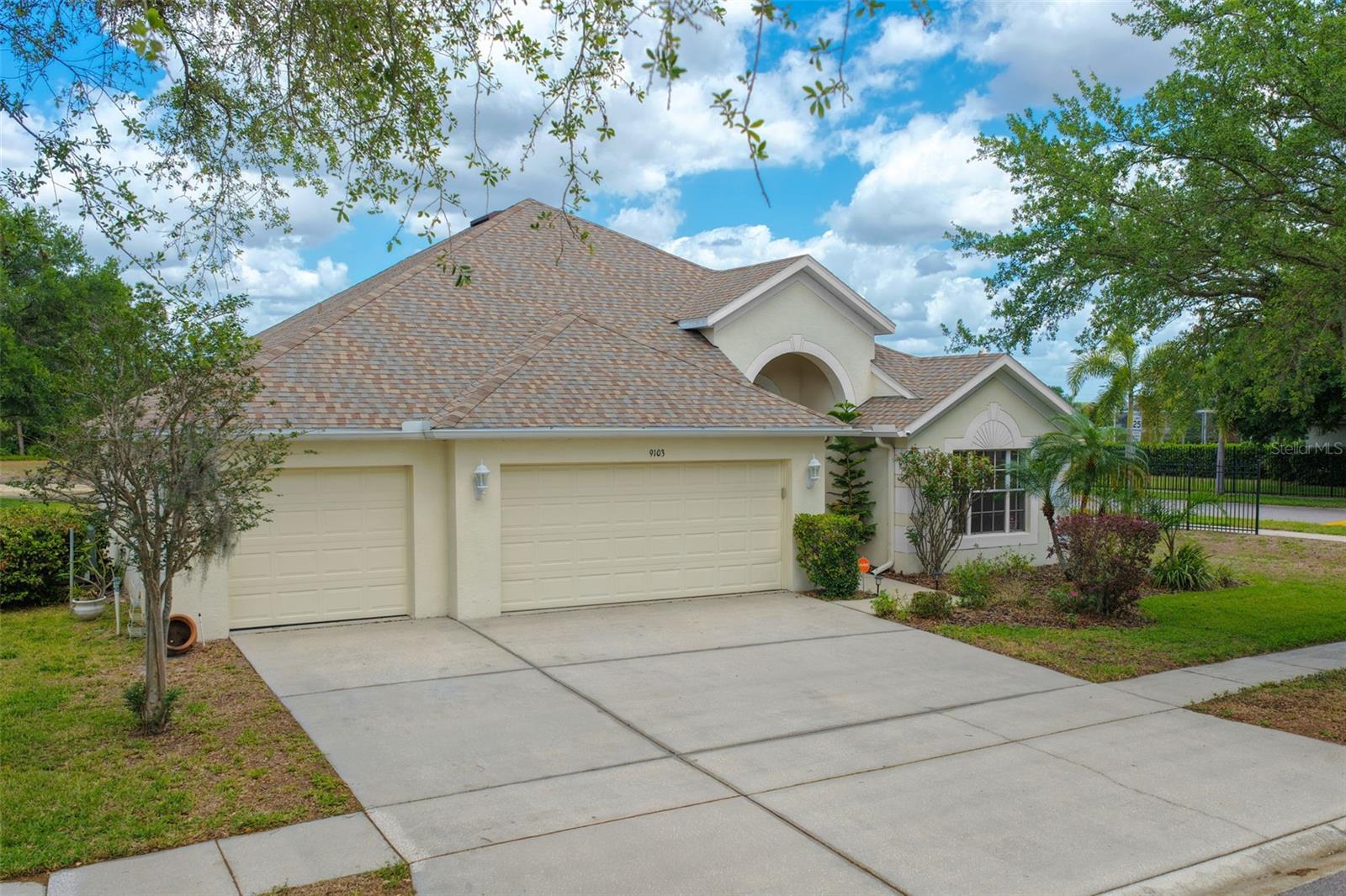 9103 PINEBREEZE DR, RIVERVIEW, FL — photo 28