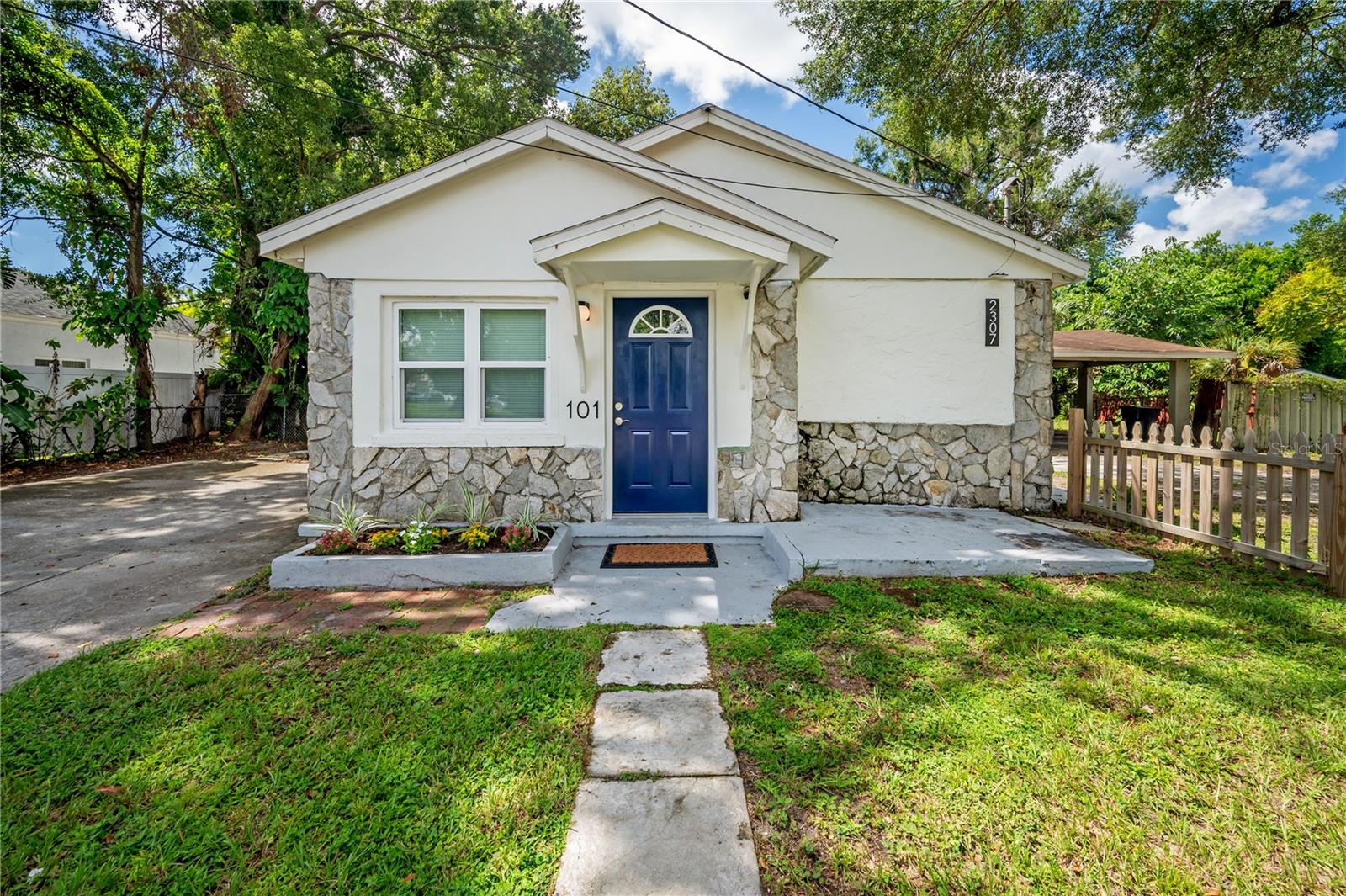 2307 E OSBORNE AVE, TAMPA, FL