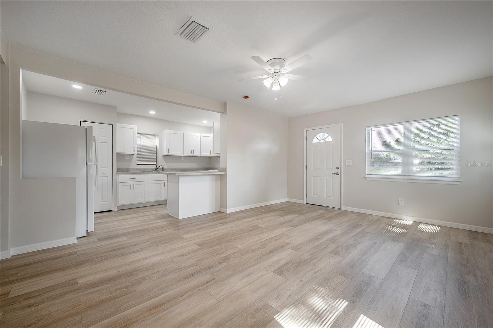 2307 E OSBORNE AVE, TAMPA, FL — photo 8