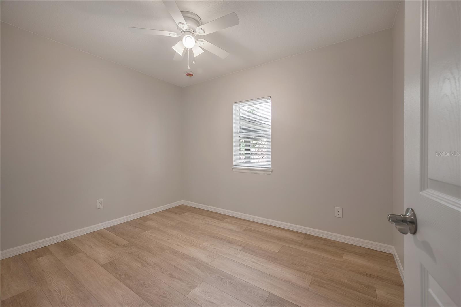 2307 E OSBORNE AVE, TAMPA, FL — photo 14