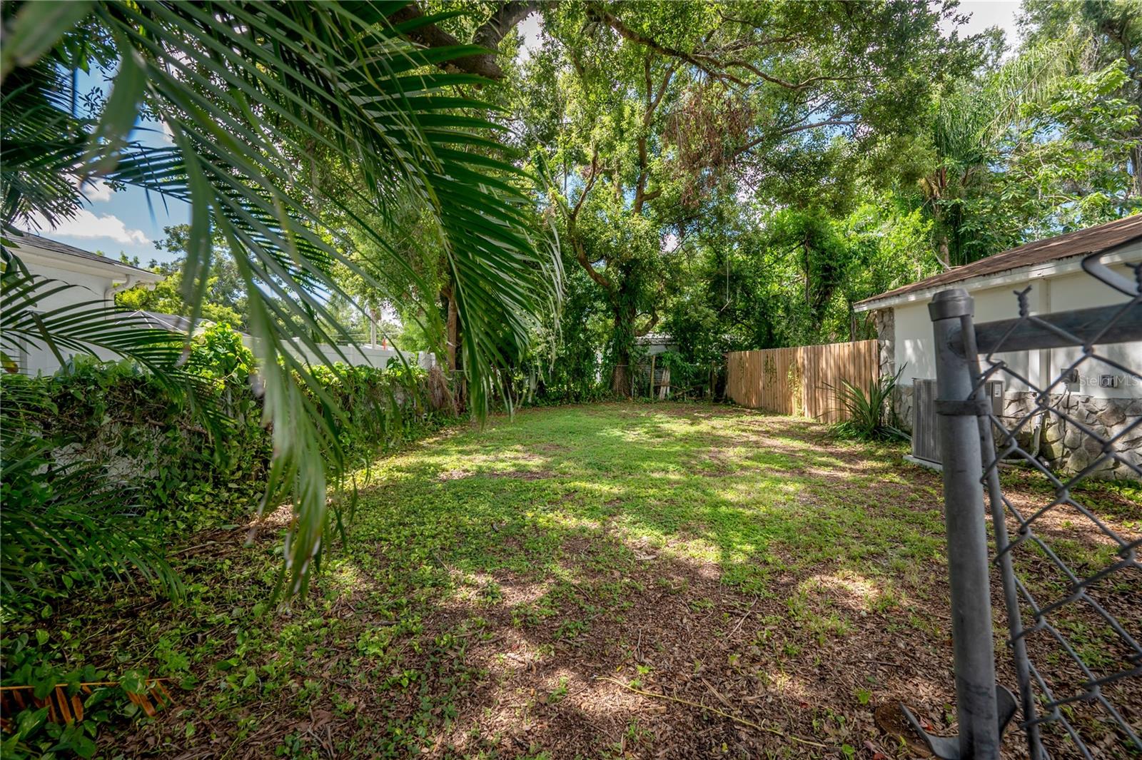 2307 E OSBORNE AVE, TAMPA, FL — photo 19