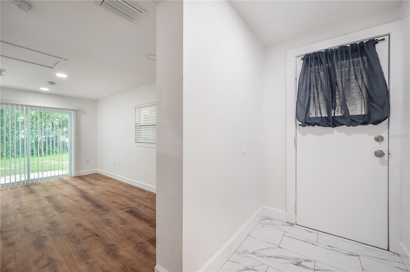 2307 E OSBORNE AVE, TAMPA, FL — photo 22