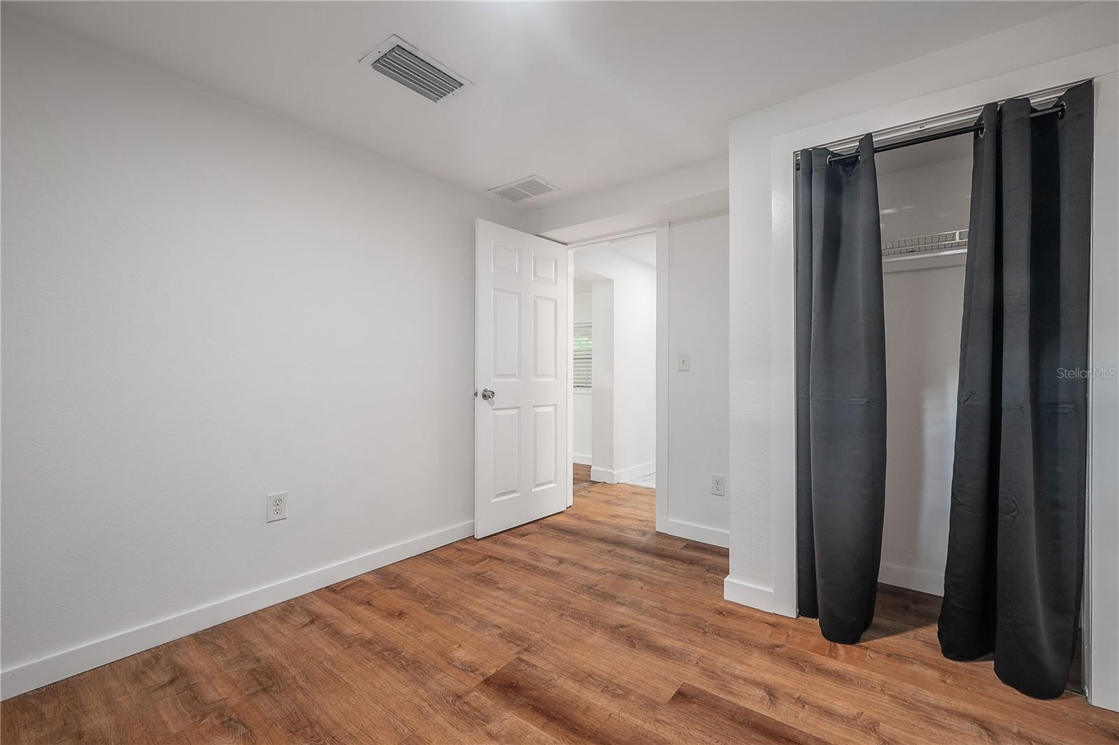 2307 E OSBORNE AVE, TAMPA, FL — photo 27