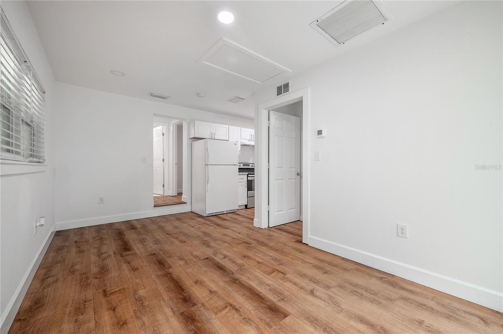 2307 E OSBORNE AVE, TAMPA, FL — photo 29