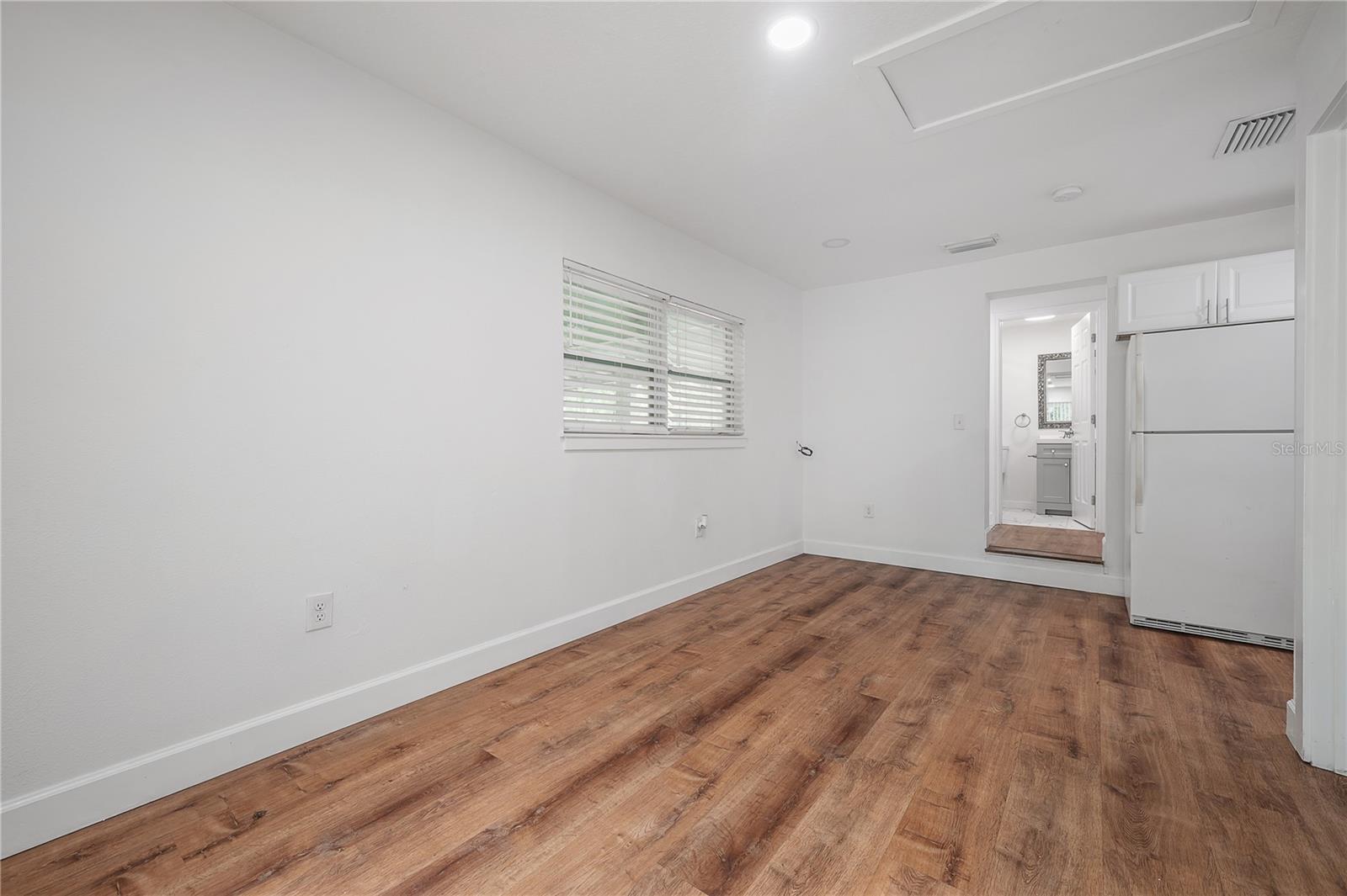 2307 E OSBORNE AVE, TAMPA, FL — photo 30