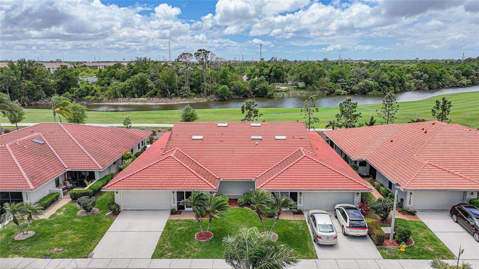 11275 SW COURTNEY DR, LAKE SUZY, FL — photo 2