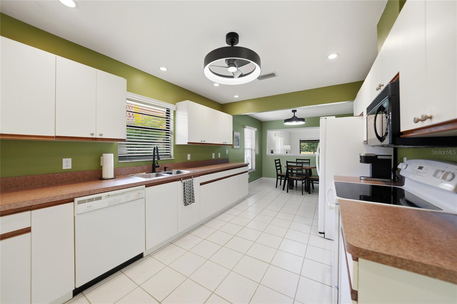 11275 SW COURTNEY DR, LAKE SUZY, FL — photo 11