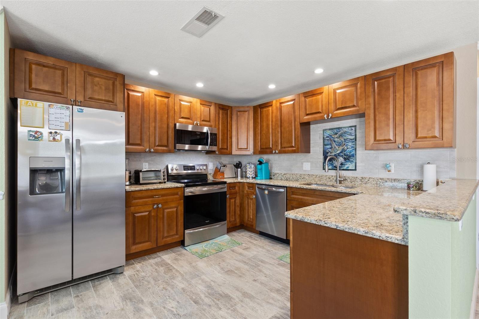 5243 BEACH DR SE #B, ST PETERSBURG, FL — photo 10