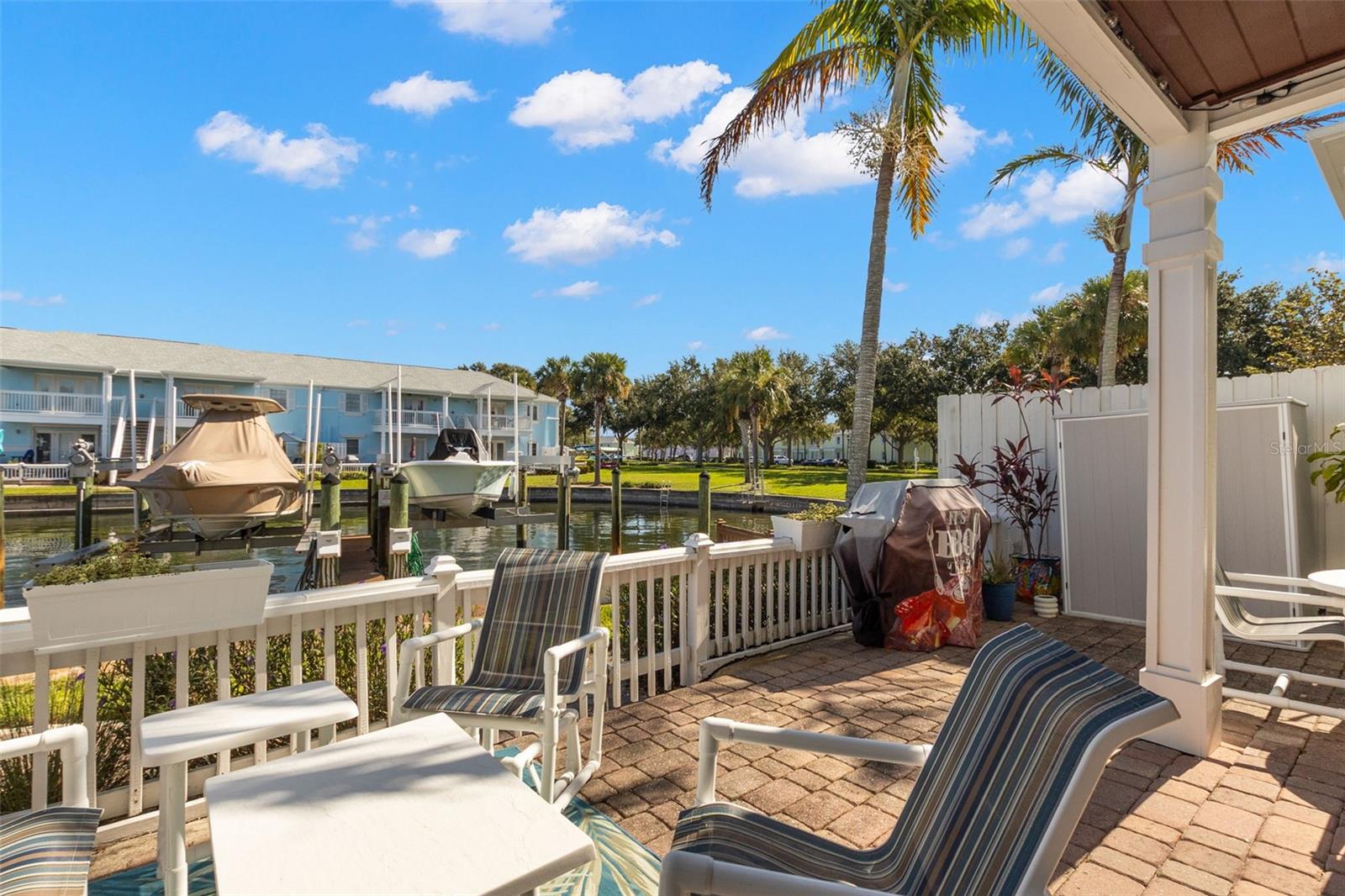 5243 BEACH DR SE #B, ST PETERSBURG, FL — photo 16