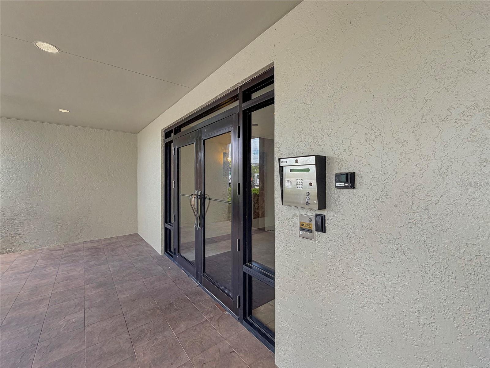 2333 FEATHER SOUND DR #C507, CLEARWATER, FL — photo 23