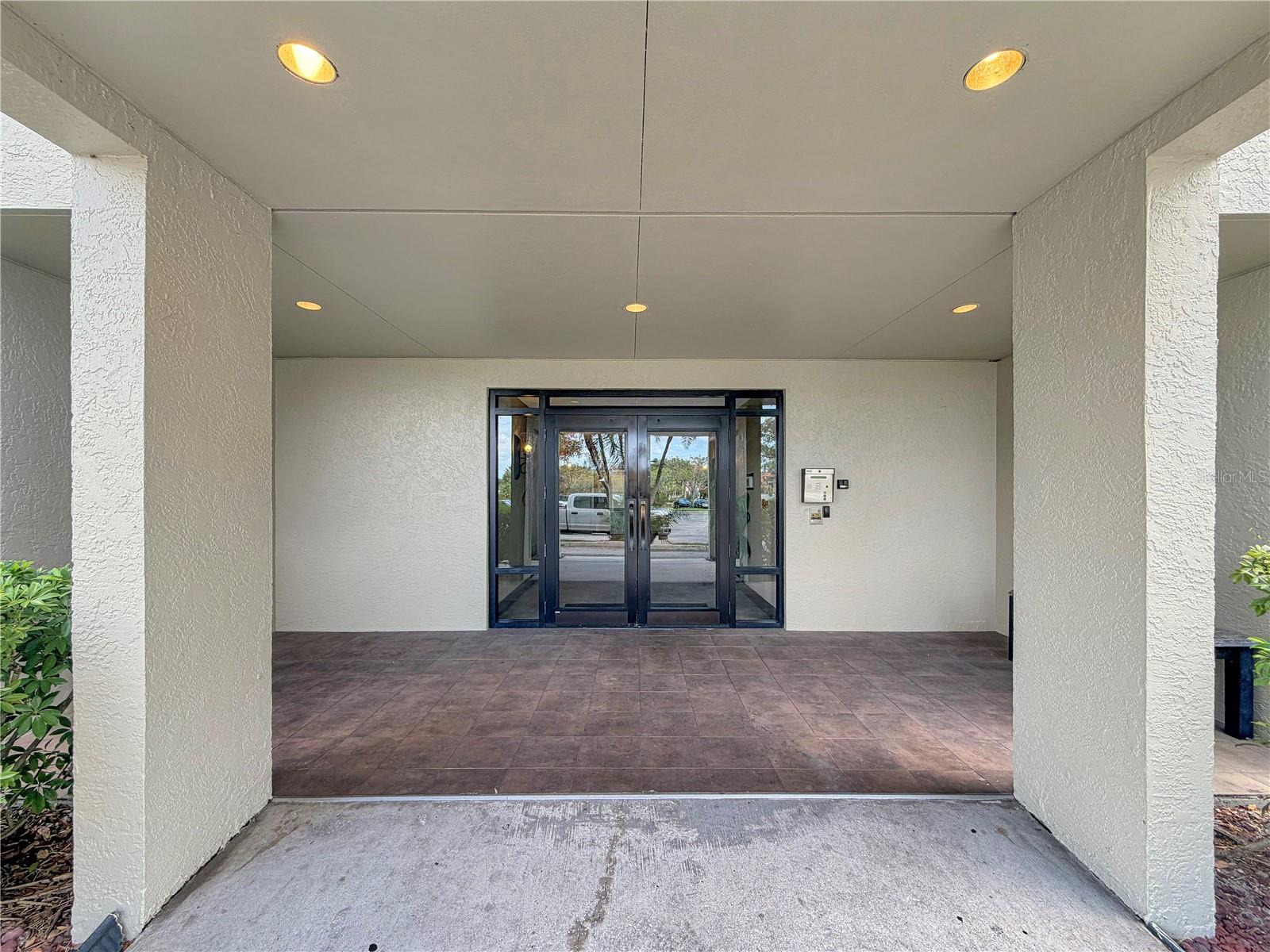 2333 FEATHER SOUND DR #C507, CLEARWATER, FL — photo 24