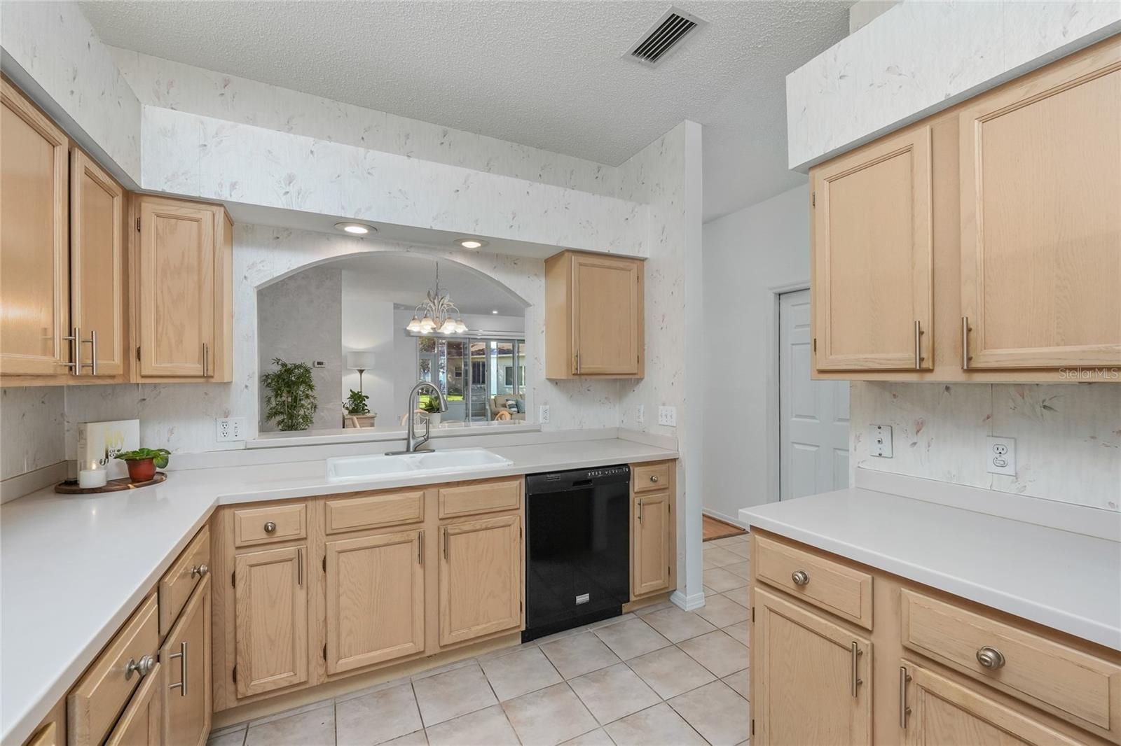 3511 TEALWOOD CIR, PALM HARBOR, FL — photo 4