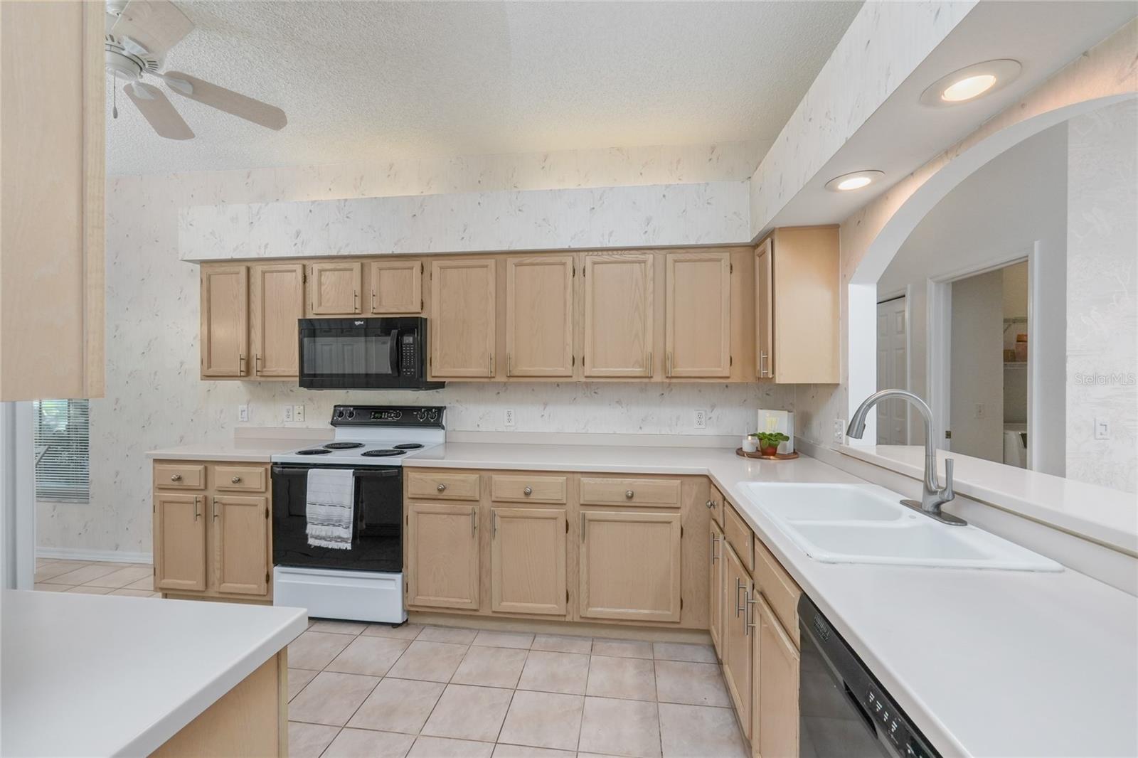 3511 TEALWOOD CIR, PALM HARBOR, FL — photo 6