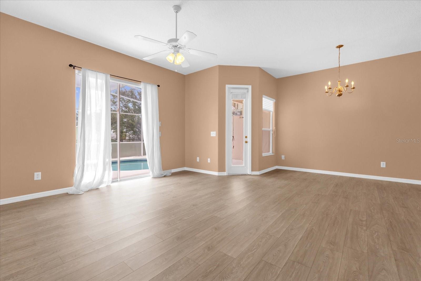 516 BRUNELLO DR, DAVENPORT, FL — photo 3