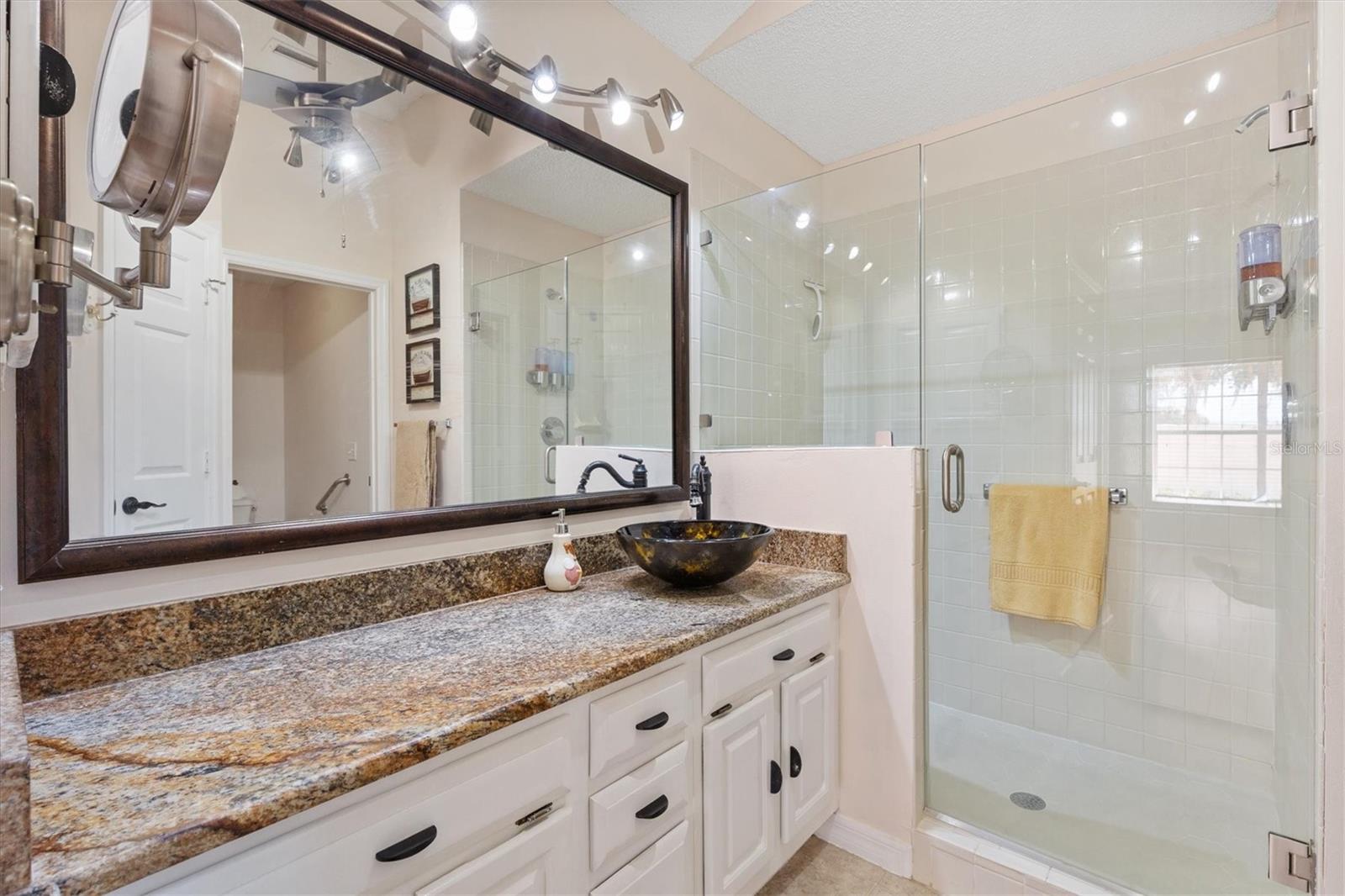 1314 SANTA ROSA CT, LADY LAKE, FL — photo 21