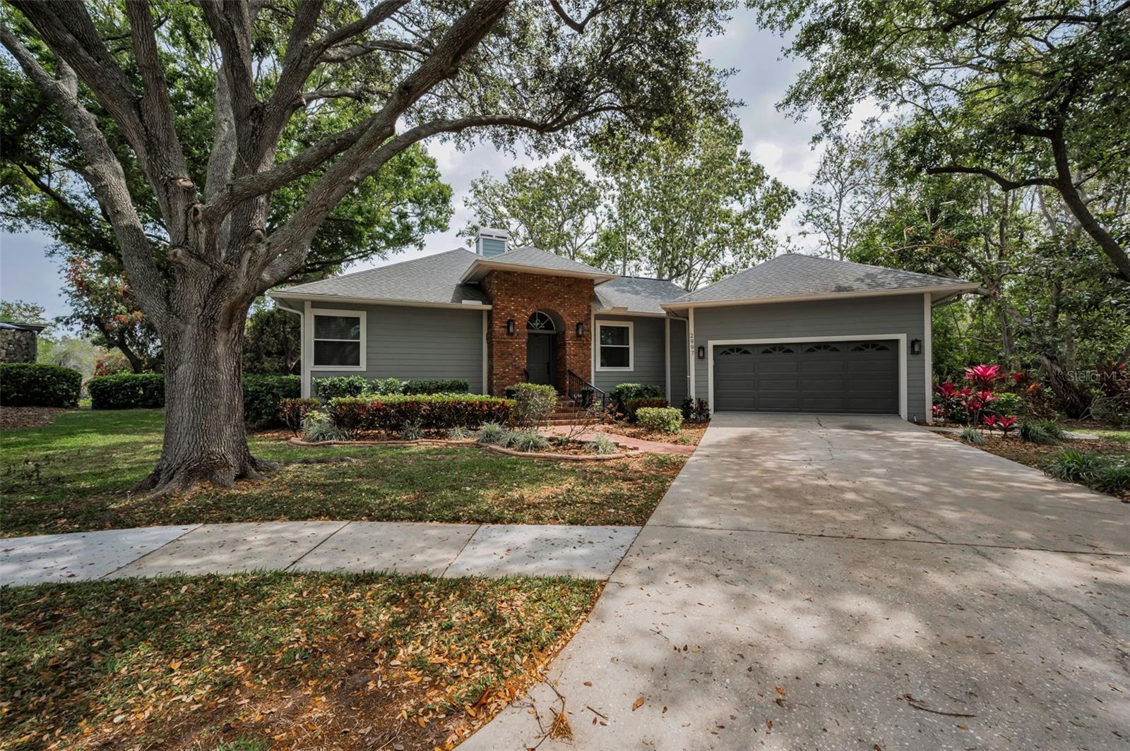 2997 EAGLE ESTATES CIR E, CLEARWATER, FL — photo 3