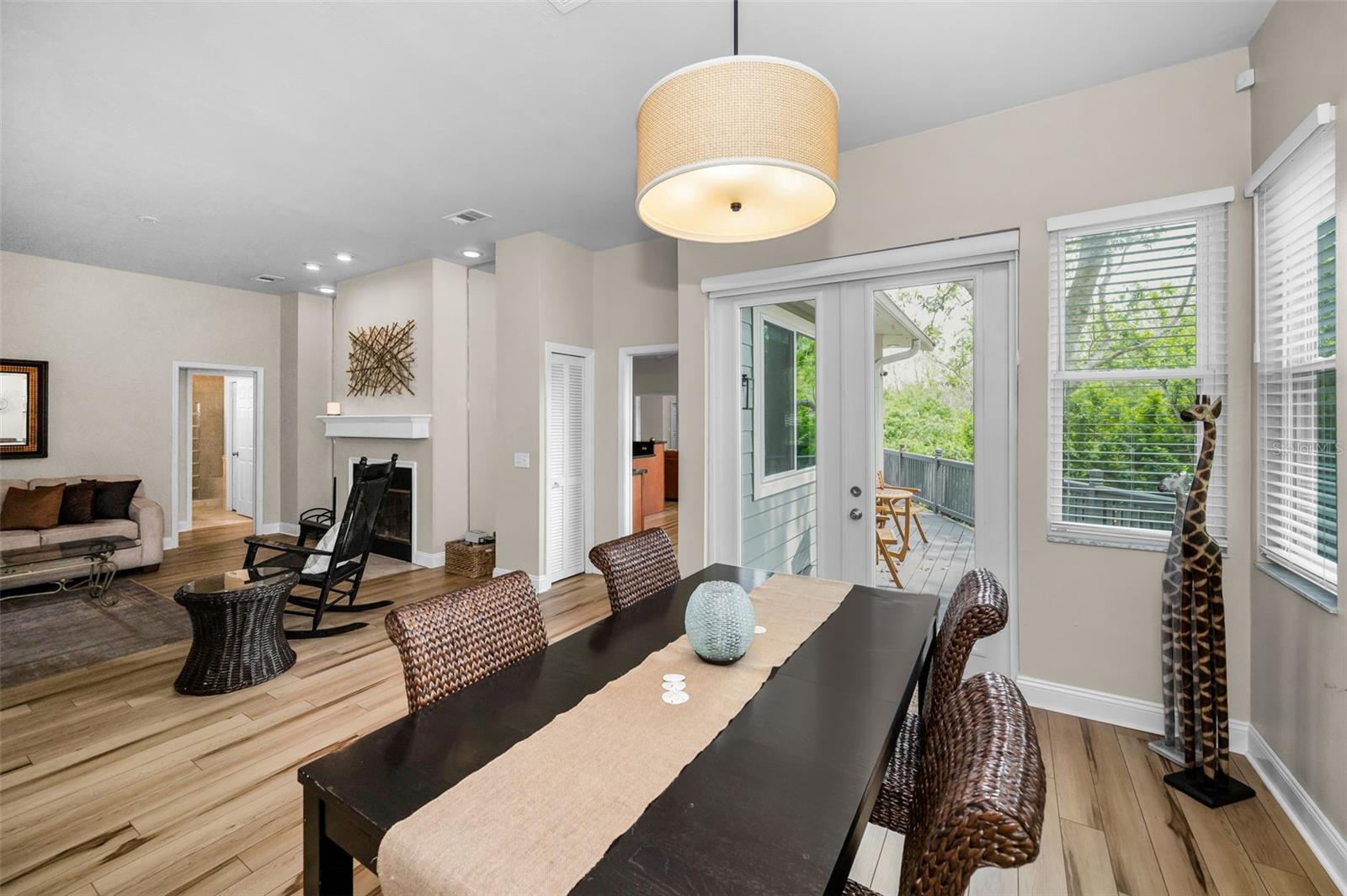 2997 EAGLE ESTATES CIR E, CLEARWATER, FL — photo 15