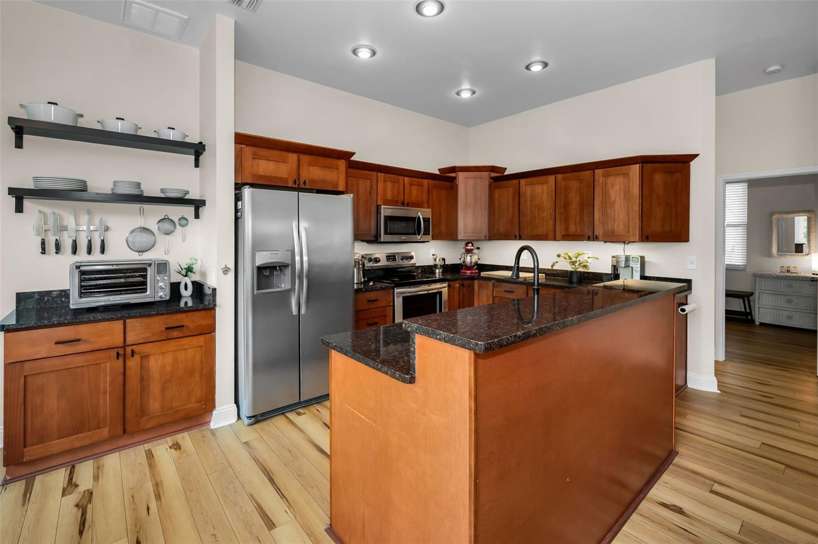 2997 EAGLE ESTATES CIR E, CLEARWATER, FL — photo 18