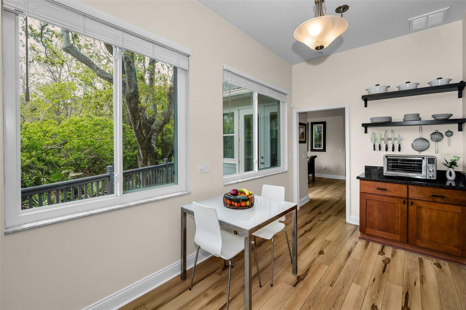 2997 EAGLE ESTATES CIR E, CLEARWATER, FL — photo 25