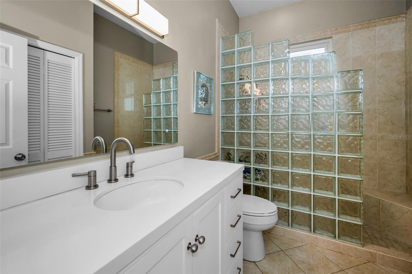 2997 EAGLE ESTATES CIR E, CLEARWATER, FL — photo 54