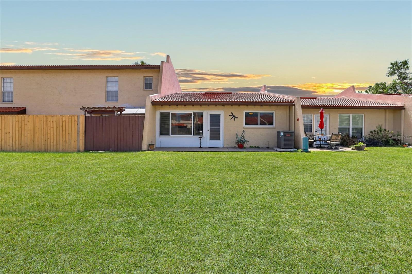 7200 ULMERTON RD #E3, LARGO, FL — photo 2