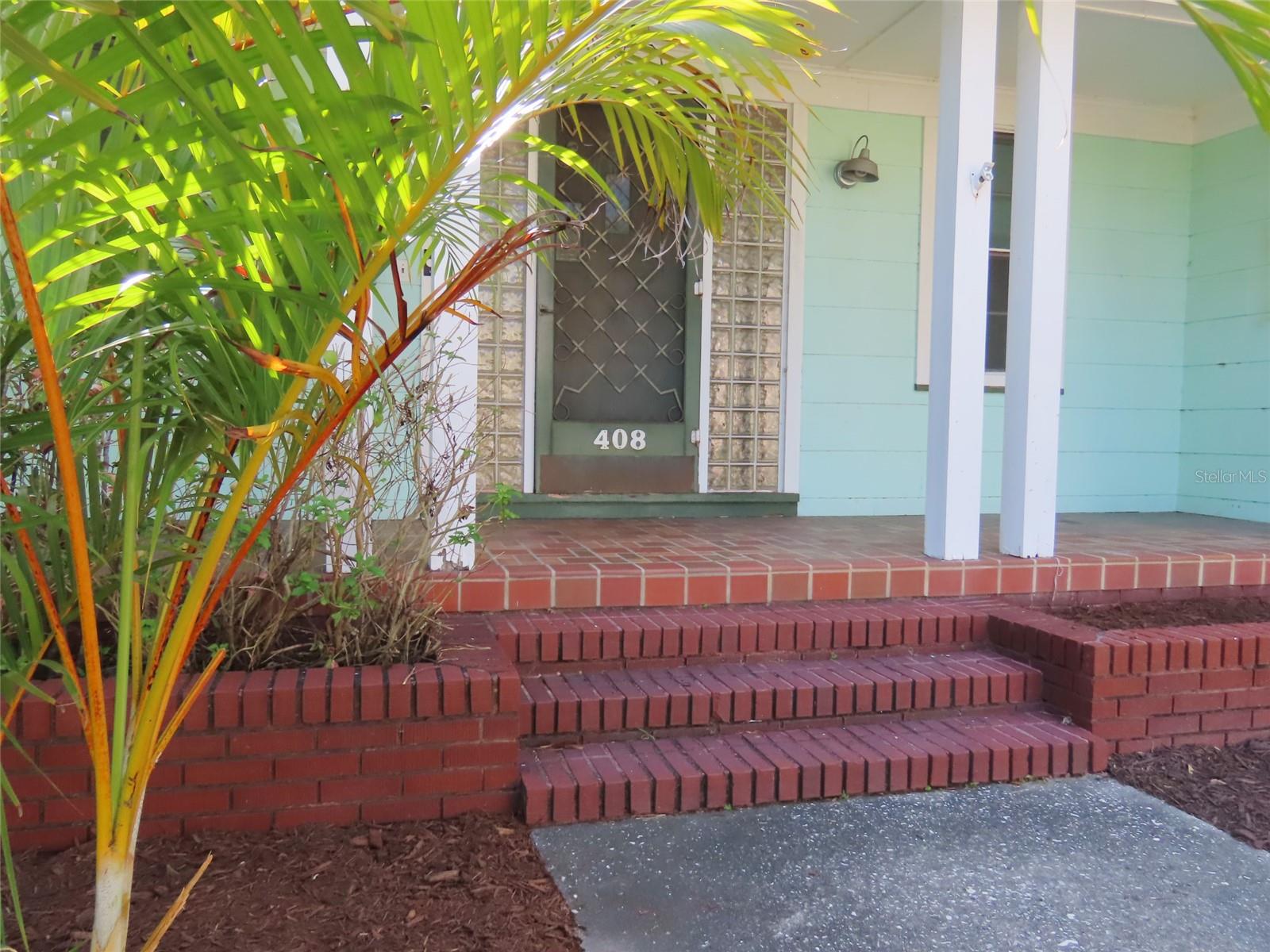 408 27TH ST W, BRADENTON, FL — photo 3