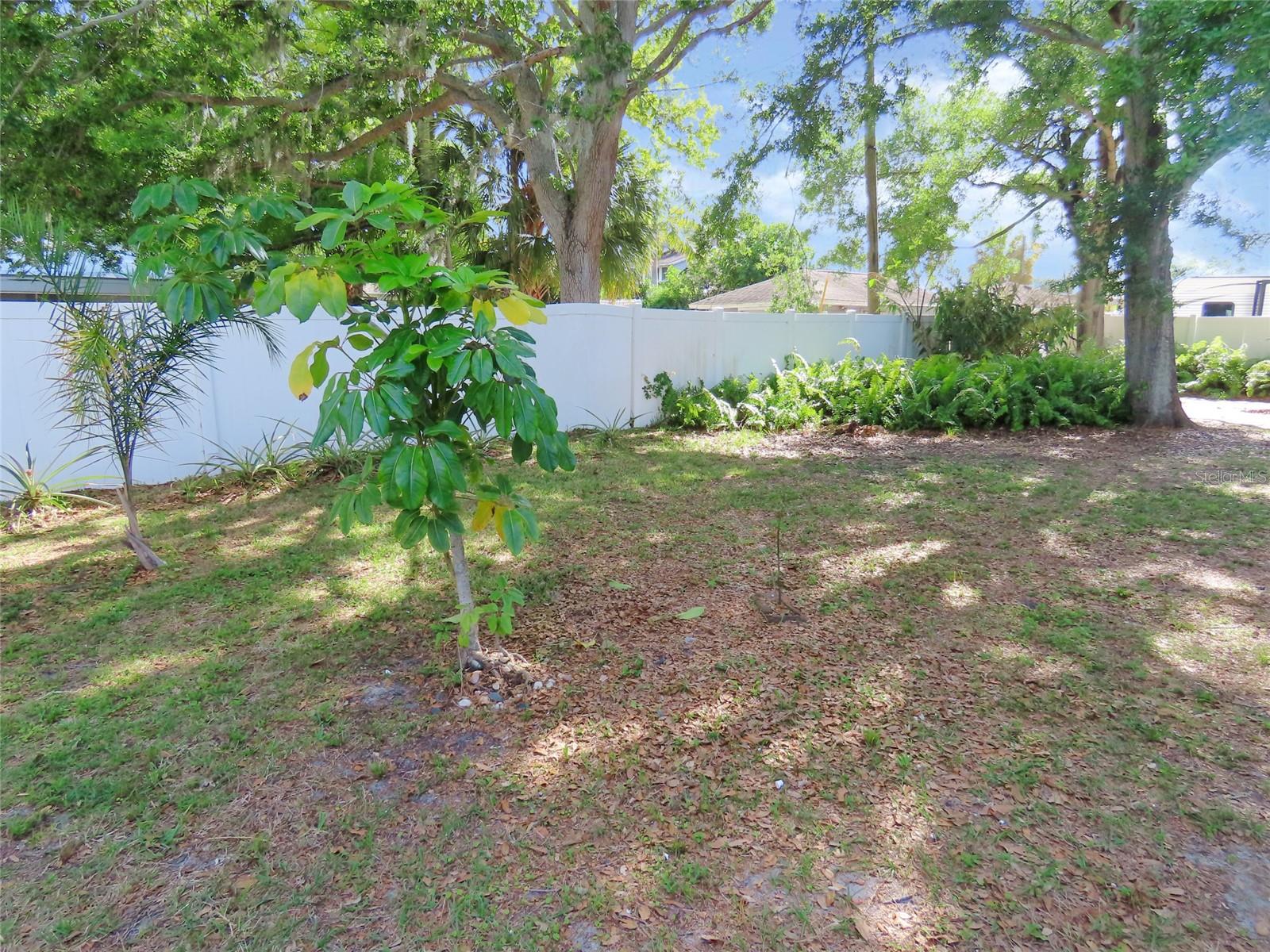 408 27TH ST W, BRADENTON, FL — photo 6