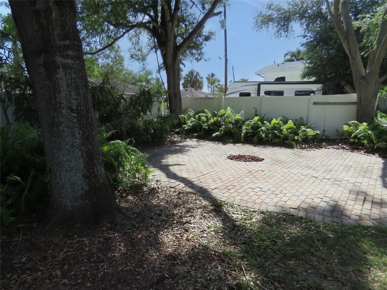 408 27TH ST W, BRADENTON, FL — photo 7