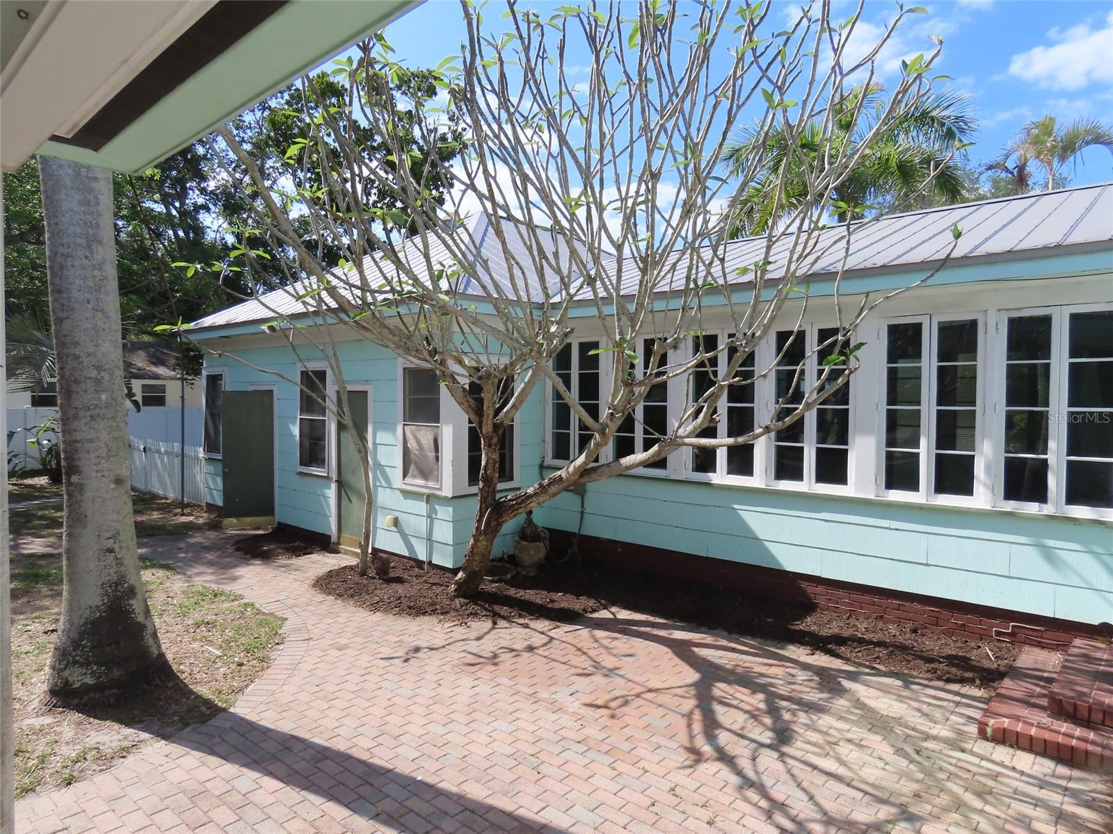 408 27TH ST W, BRADENTON, FL — photo 11