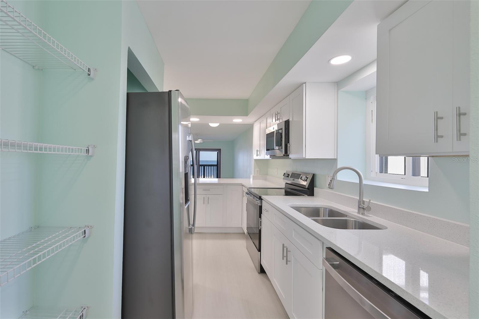 812 BAHIA DEL SOL DR #A, RUSKIN, FL — photo 11