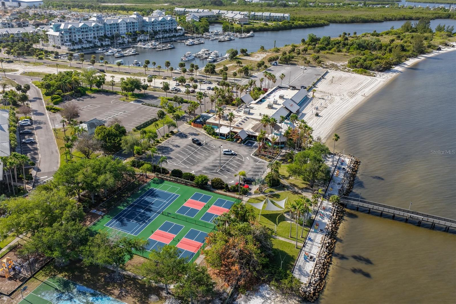 812 BAHIA DEL SOL DR #A, RUSKIN, FL — photo 33