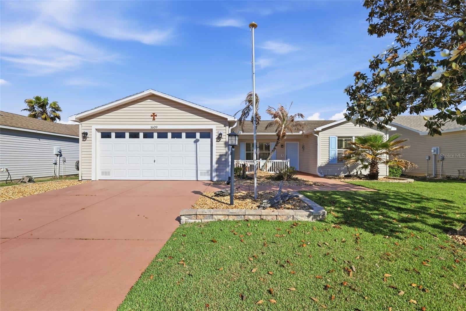 1609 BLOSSOM TER, THE VILLAGES, FL