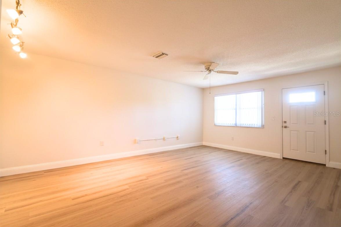 3128 59TH ST S #110, GULFPORT, FL — photo 37