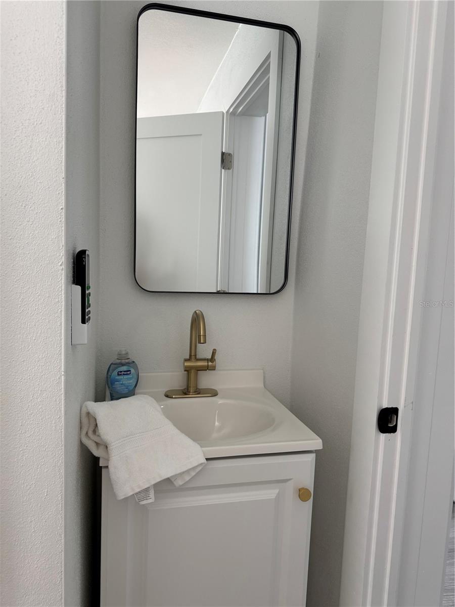 111 86TH AVE #1, TREASURE ISLAND, FL — photo 11