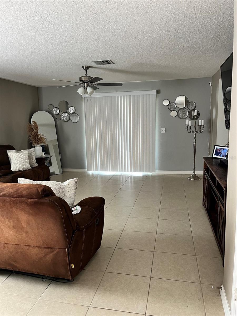 2121 HIBISCUS PL, KISSIMMEE, FL — photo 9