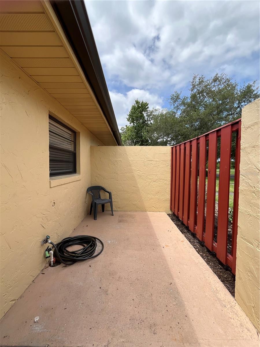 1052 MEDINAH DR, WINTER HAVEN, FL — photo 7