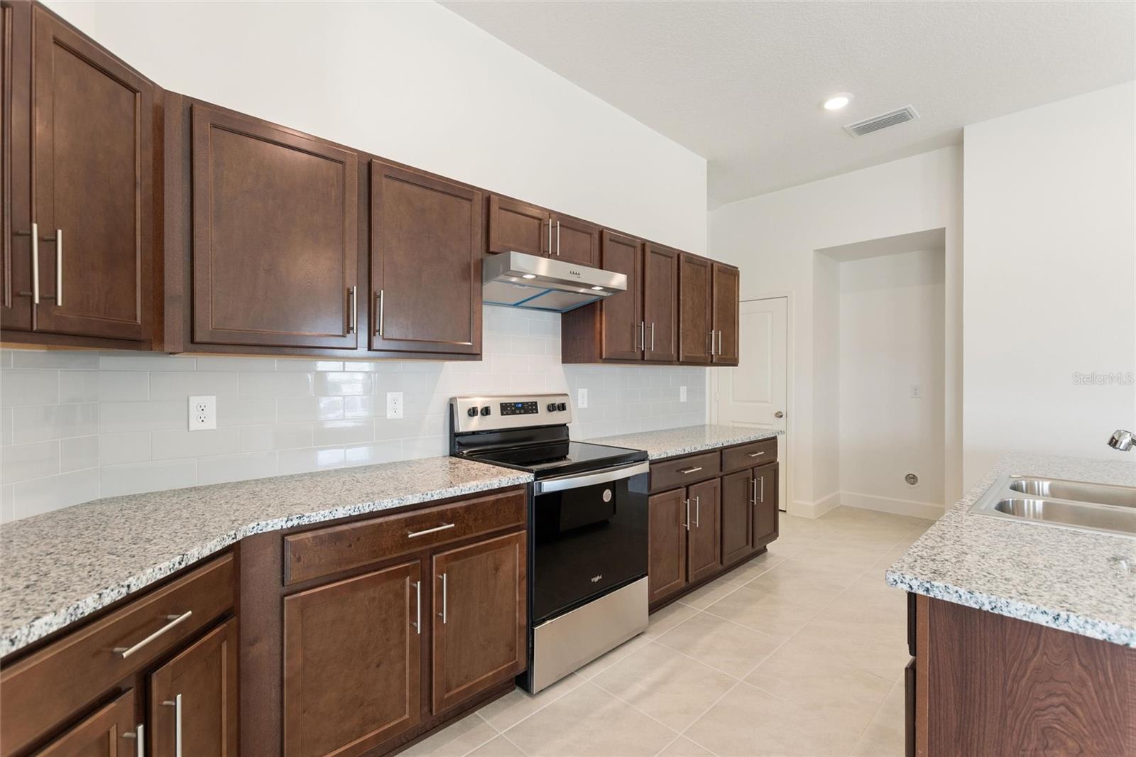 9239 WESTSIDE HILLS DR, DAVENPORT, FL — photo 8
