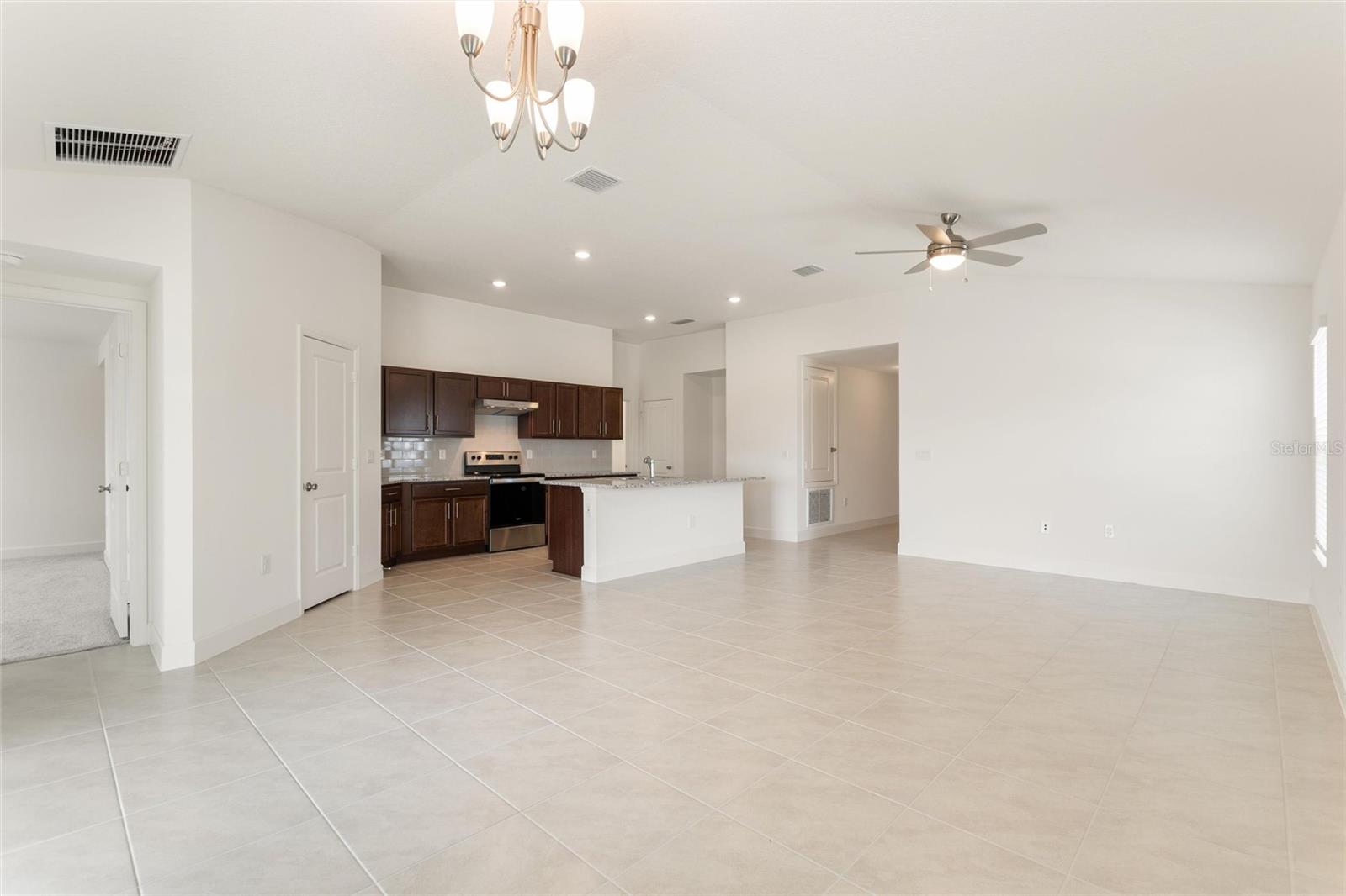 9239 WESTSIDE HILLS DR, DAVENPORT, FL — photo 9