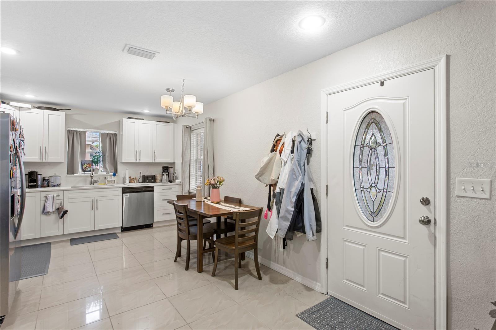 4215 W BAY VISTA AVE, TAMPA, FL — photo 3
