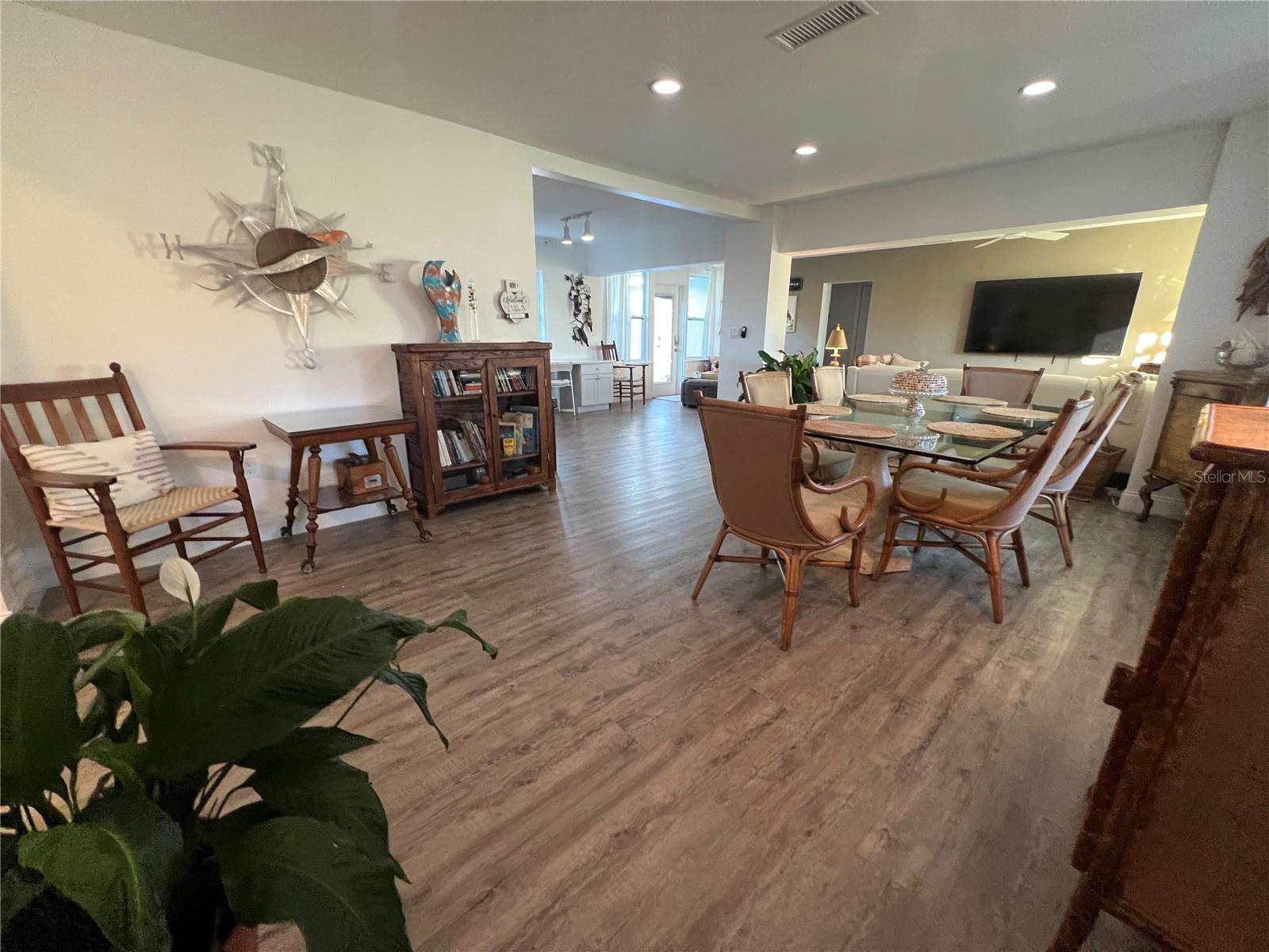 4620 7TH AVE W, BRADENTON, FL — photo 6