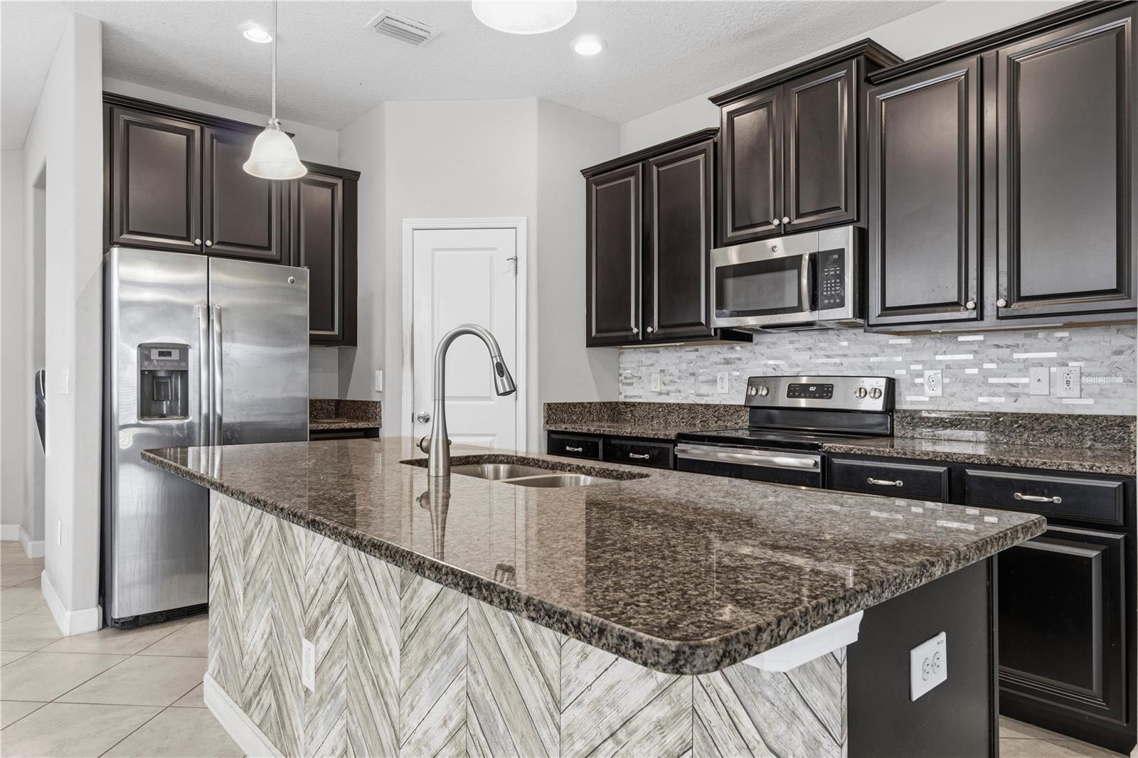 1588 LUDINGTON AVE, WESLEY CHAPEL, FL — photo 19