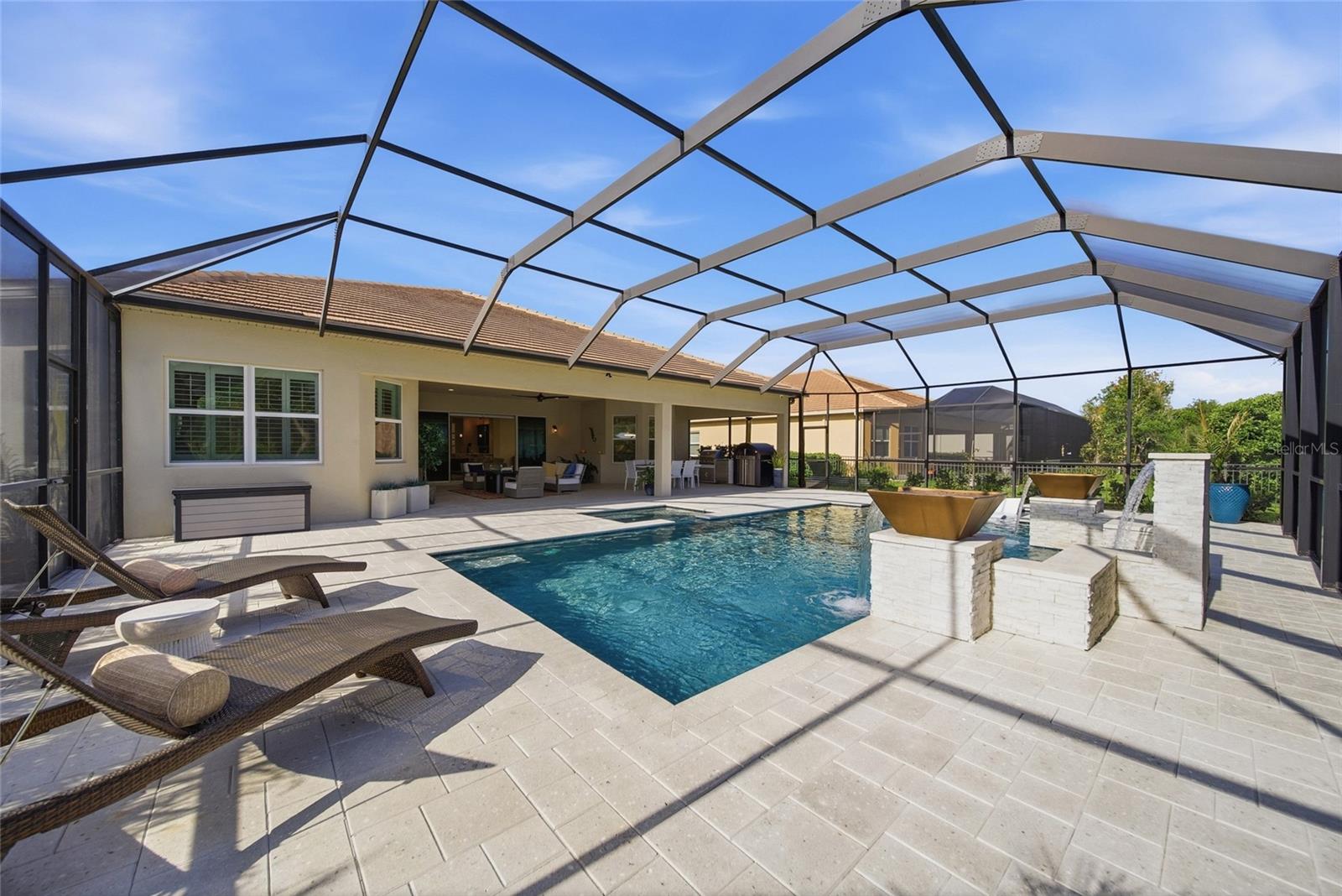 2420 COCO PALM CIR, WESLEY CHAPEL, FL — photo 2