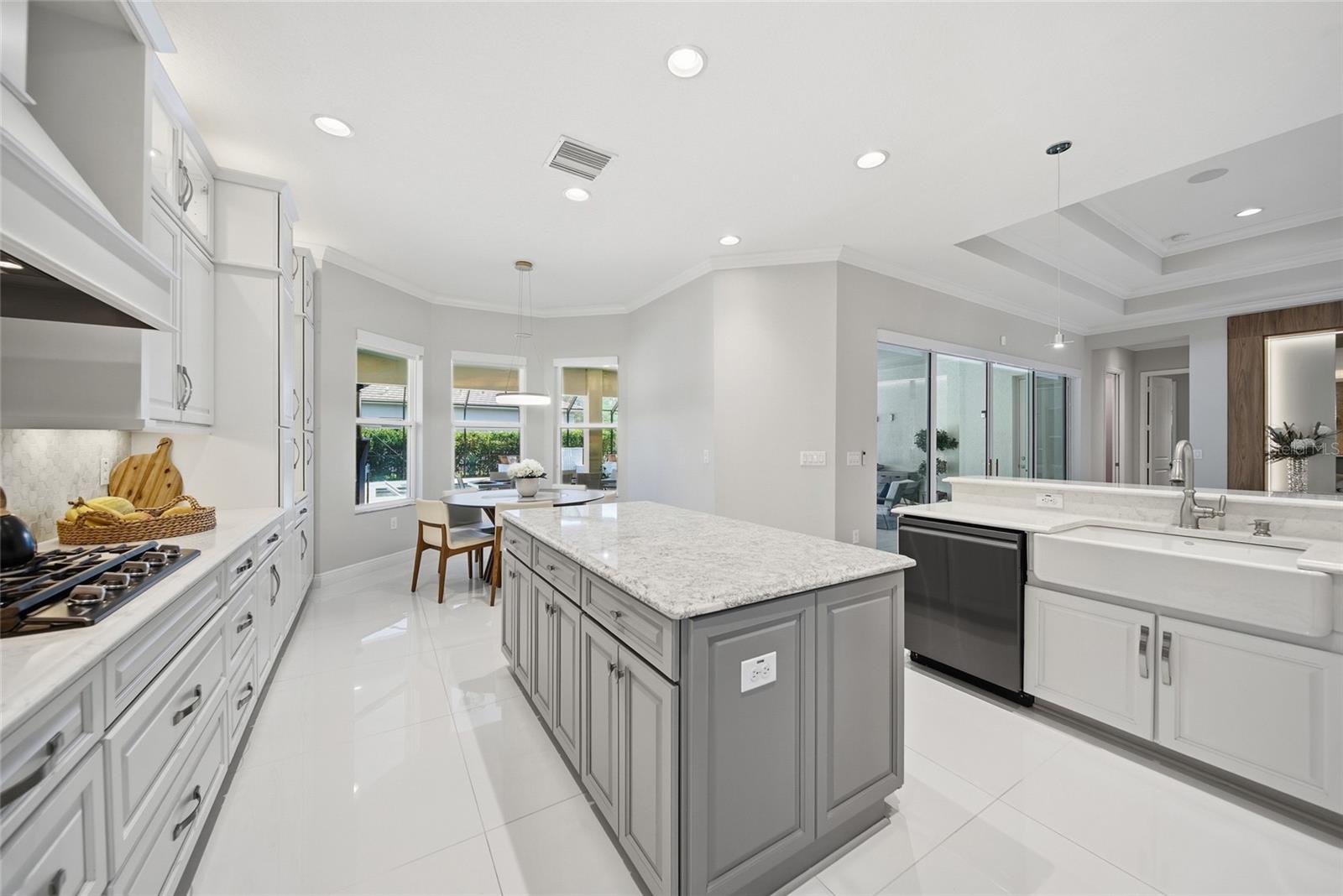 2420 COCO PALM CIR, WESLEY CHAPEL, FL — photo 28