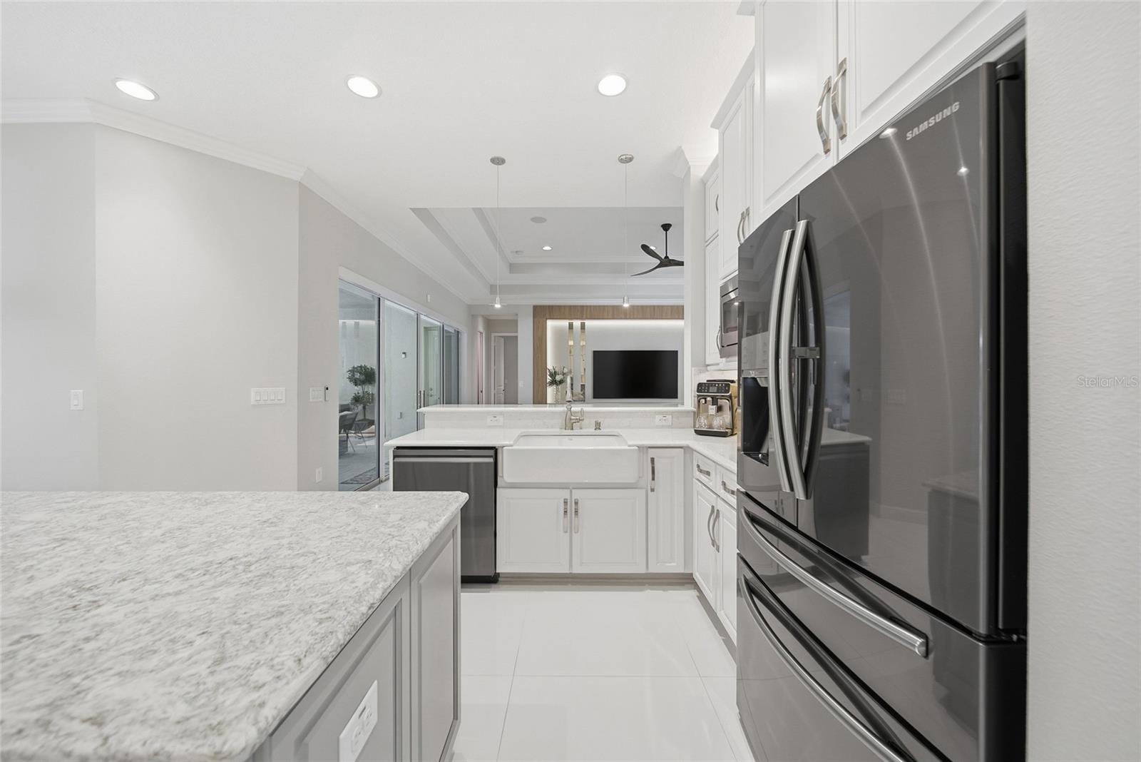 2420 COCO PALM CIR, WESLEY CHAPEL, FL — photo 29
